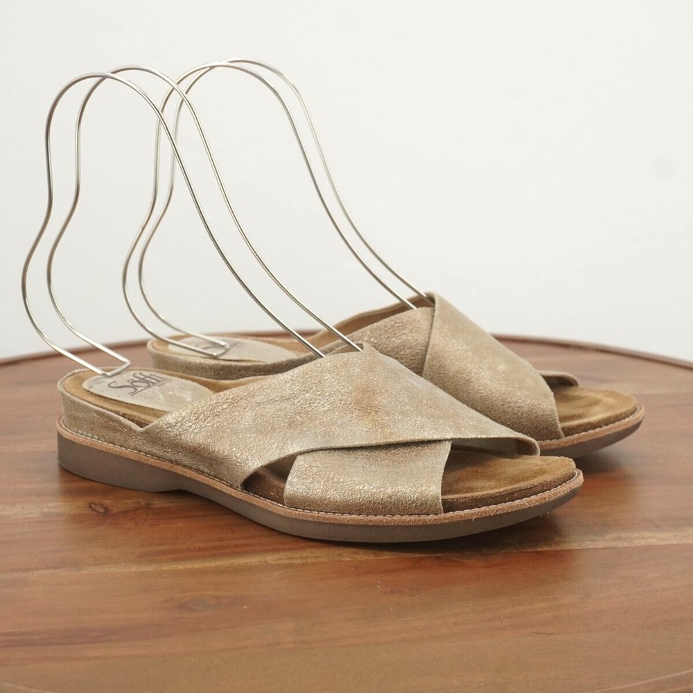 SOLD.  Sofft Brylee Criss Cross Slide Sandals Size 9.5 Gold Leather SF0017203